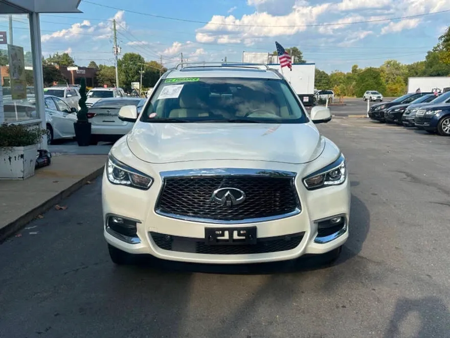 2020 Infiniti QX60 Luxe photo 1