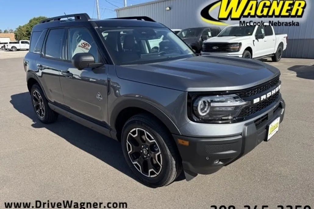 2025 Ford Bronco Sport Outer Banks photo 1