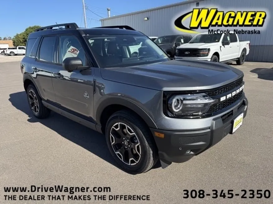 2025 Ford Bronco Sport Outer Banks photo 1