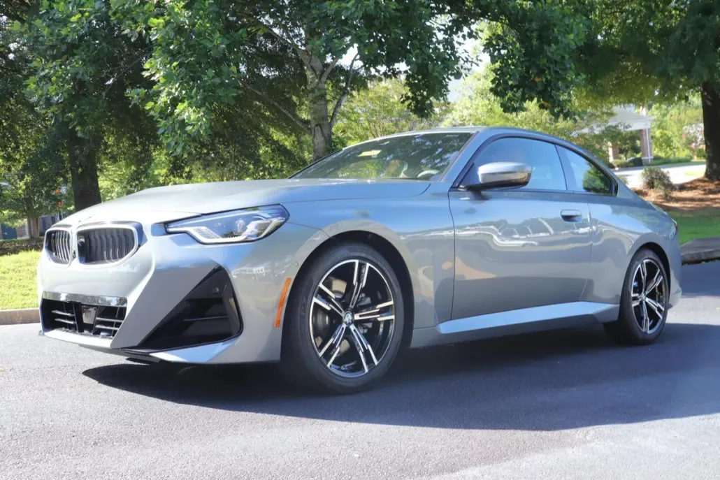 2025 Bmw 230i photo 1