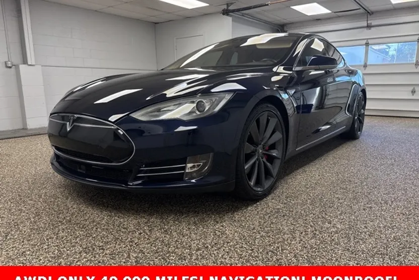 2014 Tesla Model S P85D photo 1