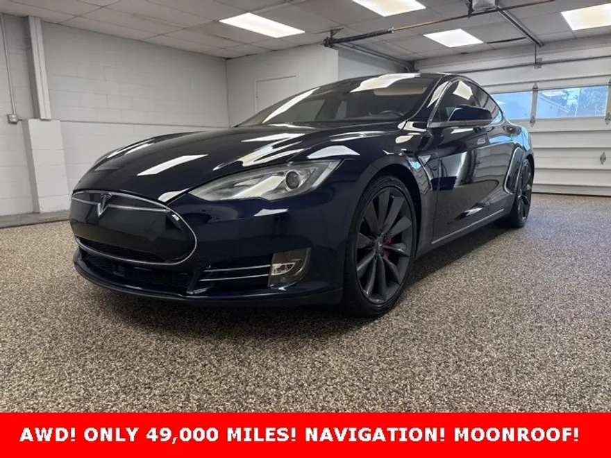 2014 Tesla Model S P85D photo 1