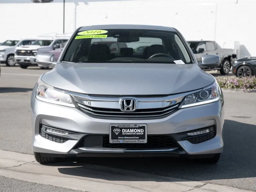 2016 Honda Accord EX-L photo 1