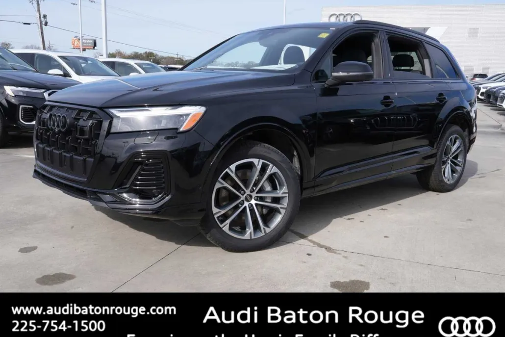 2025 Audi Q7 45 Premium Plus photo 1