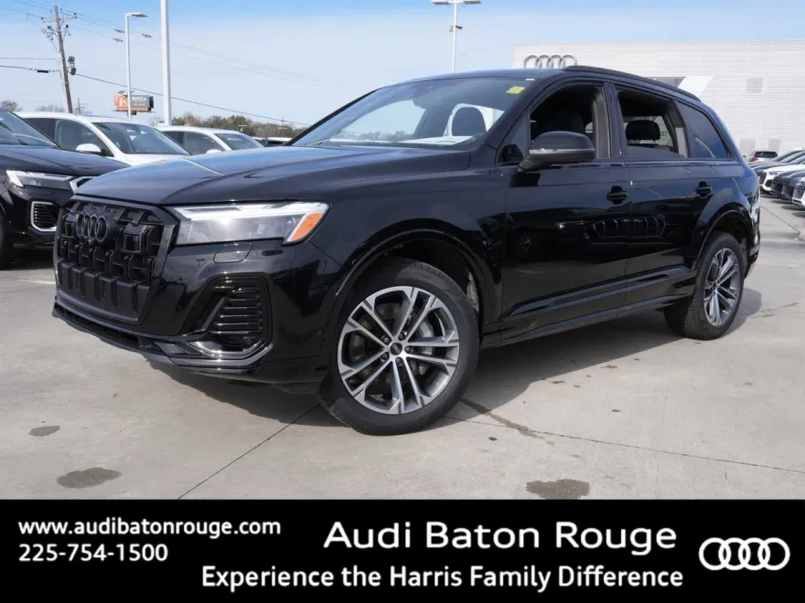 2025 Audi Q7 45 Premium Plus photo 1