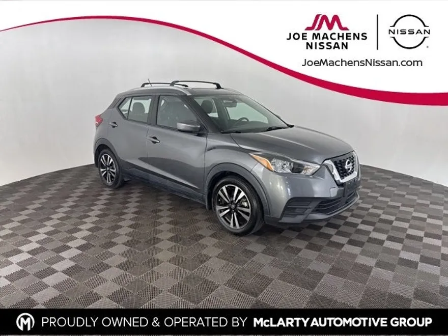 2020 Nissan Kicks SV photo 1