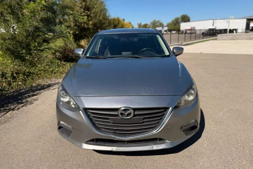 2015 Mazda Mazda3 Sport photo 1