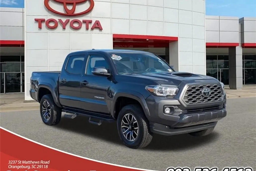 2023 Toyota Tacoma TRD Off-Road photo 1