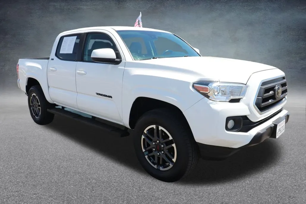 2021 Toyota Tacoma SR5 photo 1