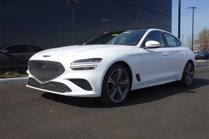 2024 Genesis G70 3.3T Sport Advanced photo 1