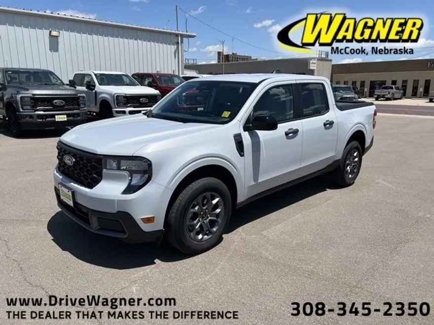 2025 Ford Maverick XLT photo 1