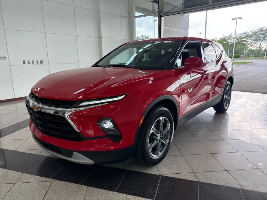 2023 Chevrolet Blazer 2LT photo 1