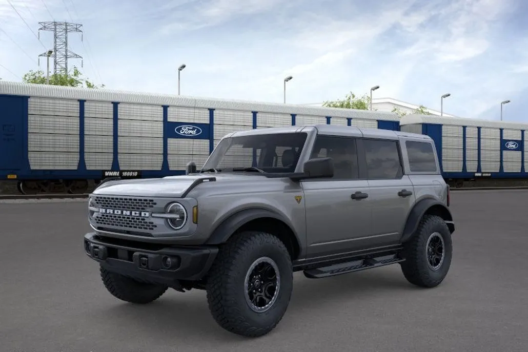 2025 Ford Bronco Badlands photo 1