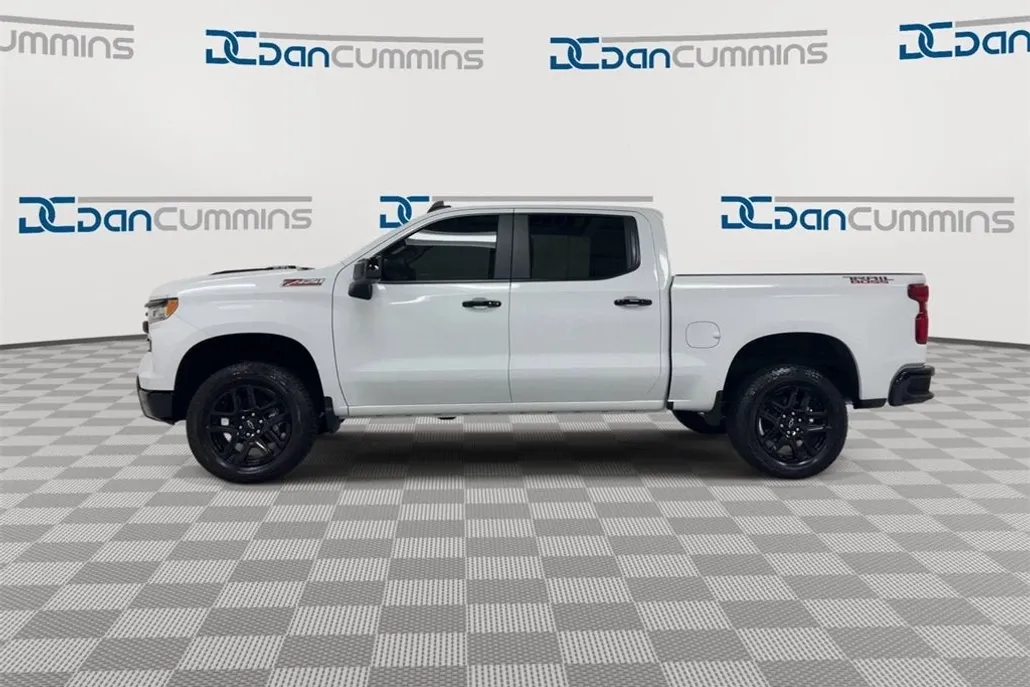 2025 Chevrolet Silverado 1500 LT Trail Boss photo 1