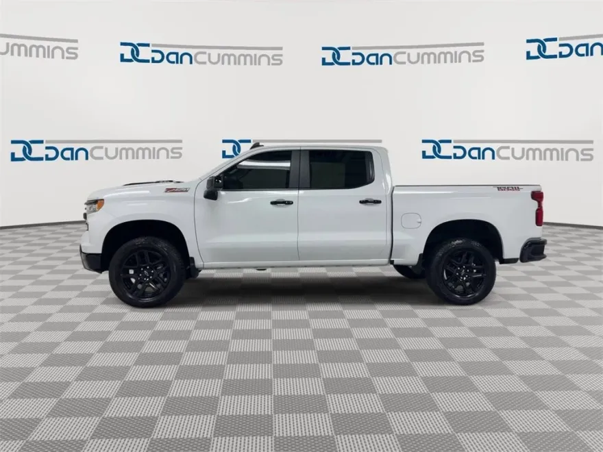 2025 Chevrolet Silverado 1500 LT Trail Boss photo 1
