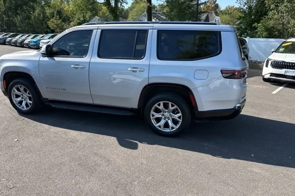 2022 Jeep Wagoneer Series II photo 1