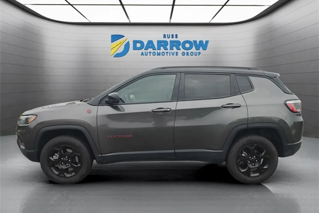 2023 Jeep Compass Trailhawk photo 1