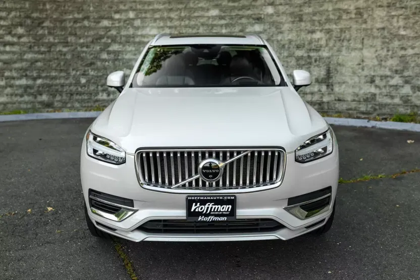 2022 Volvo XC90 Recharge T8 Inscription photo 1