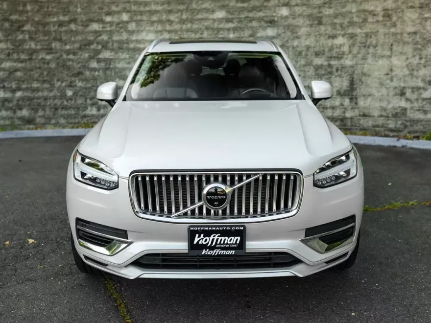 2022 Volvo XC90 Recharge T8 Inscription photo 1
