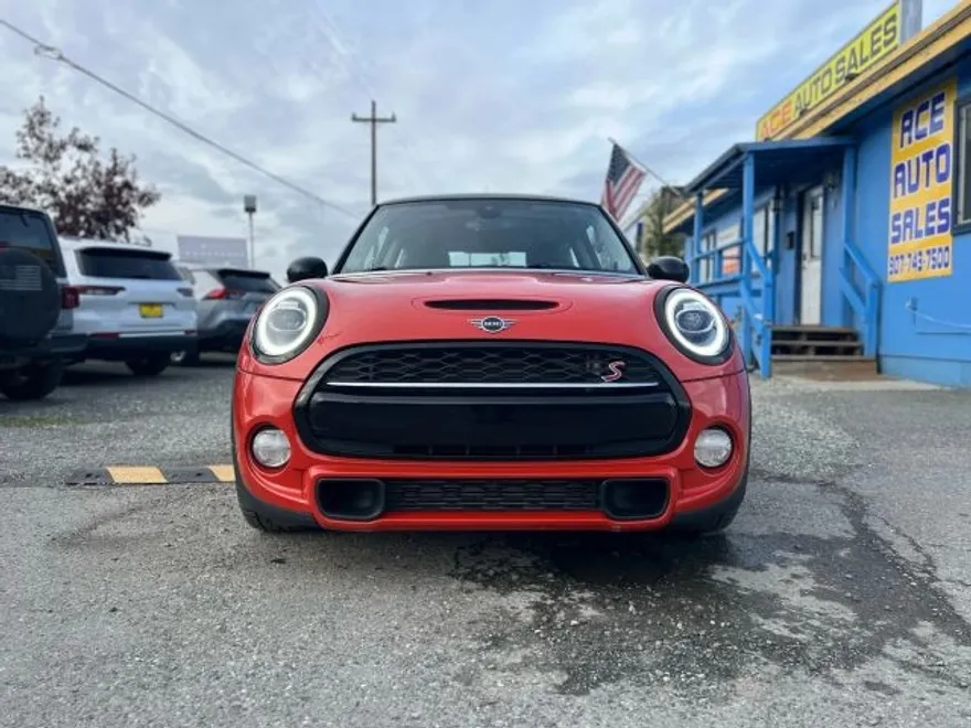 2019 Mini Cooper Hardtop S photo 1