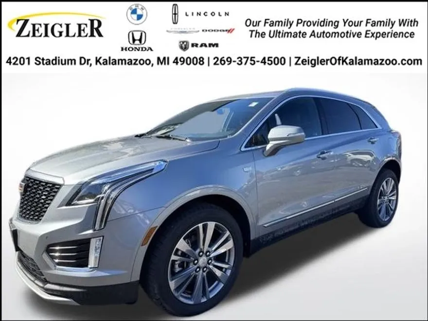 2025 Cadillac XT5 Premium Luxury photo 1