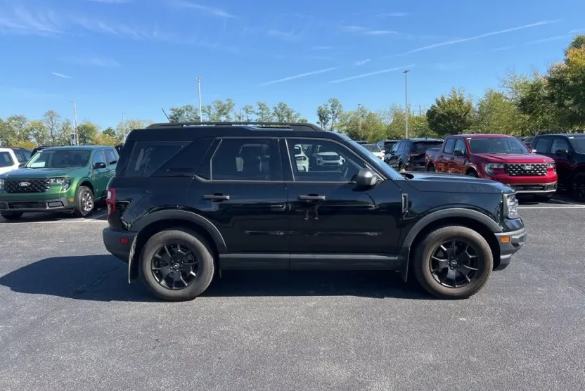 2021 Ford Bronco Sport Base photo 1