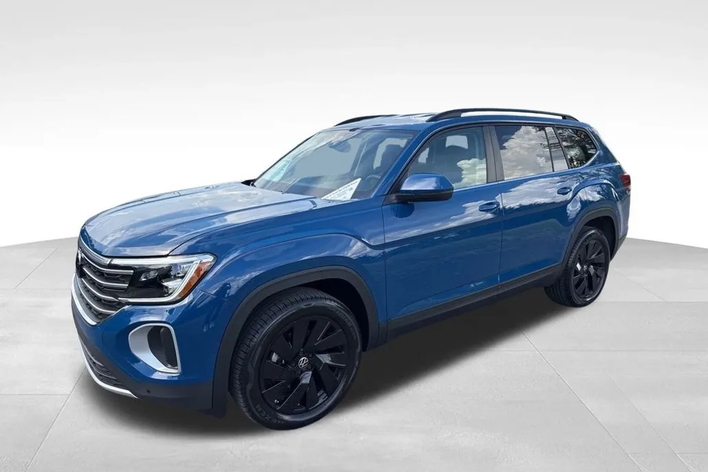 2026 Volkswagen Atlas SE Technology photo 1