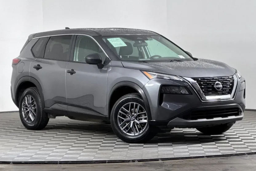 2023 Nissan Rogue S photo 1