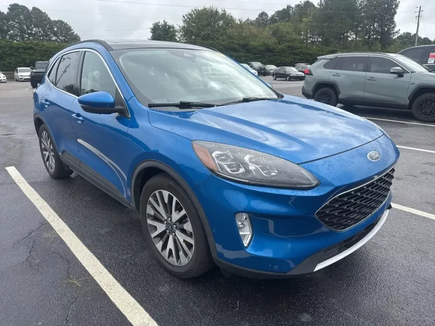 2020 Ford Escape Titanium photo 1