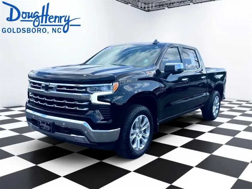 2024 Chevrolet Silverado 1500 LTZ photo 1