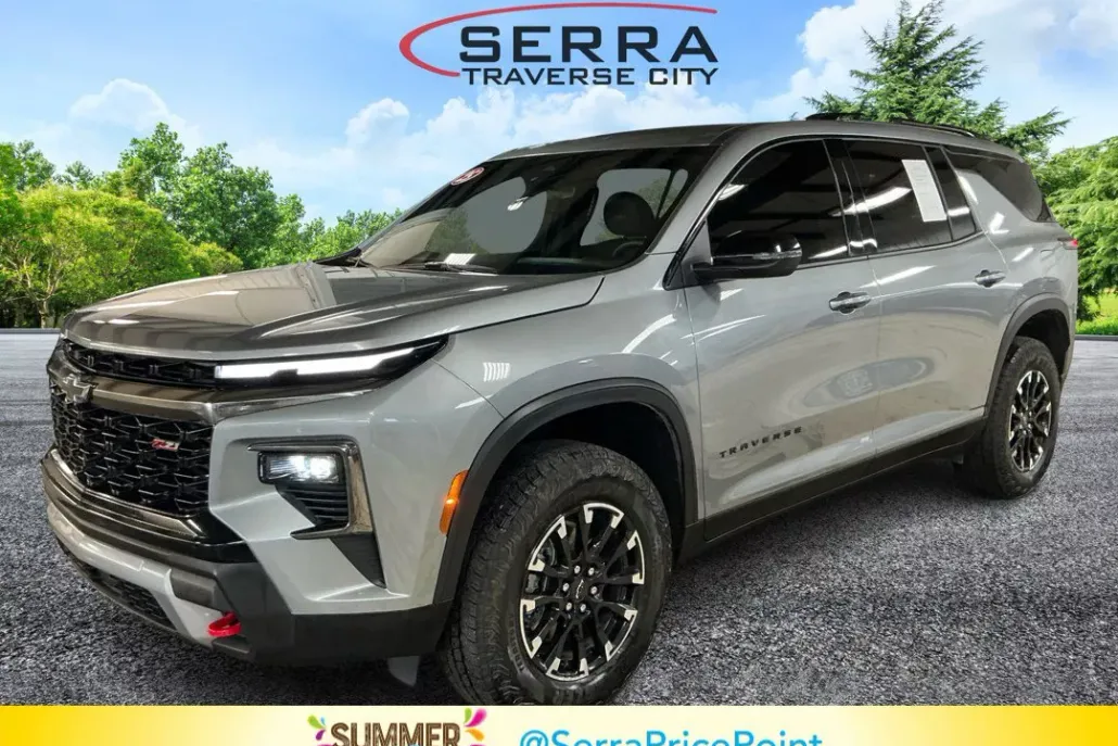 2025 Chevrolet Traverse Z71 photo 1