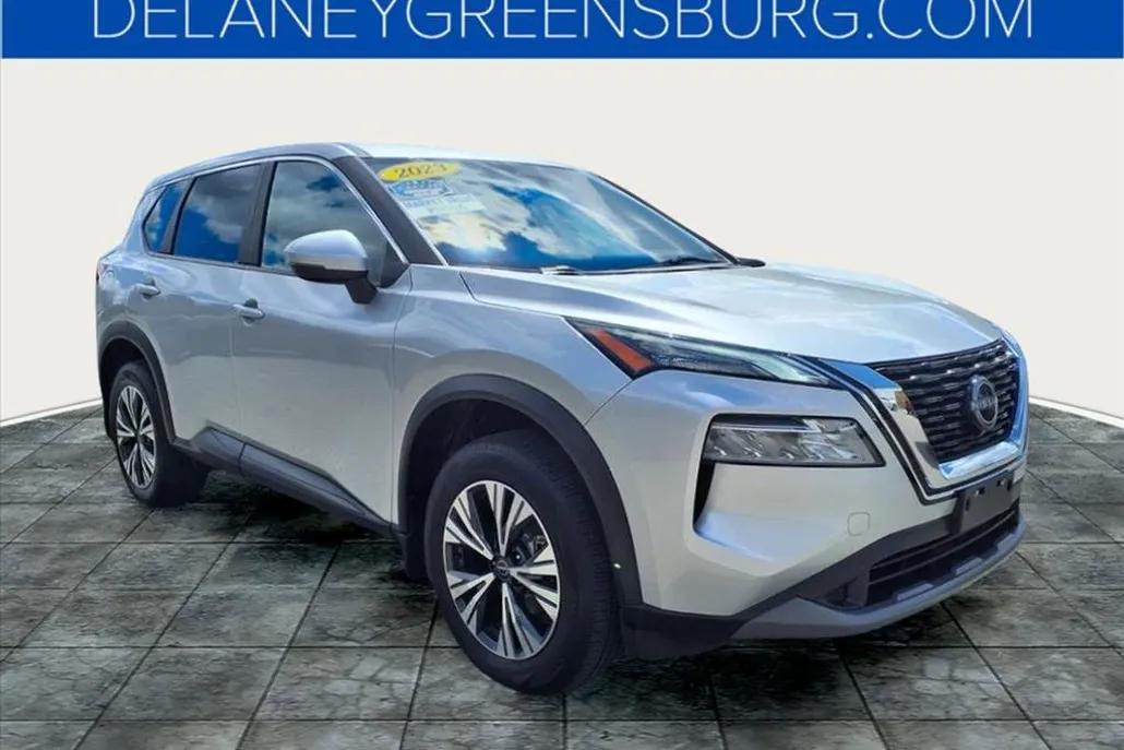 2023 Nissan Rogue SV photo 1
