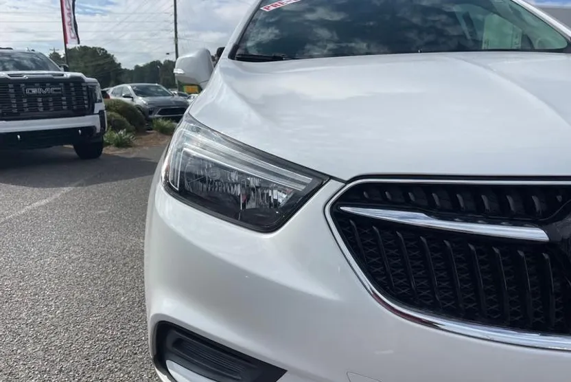 2019 Buick Encore Preferred photo 1