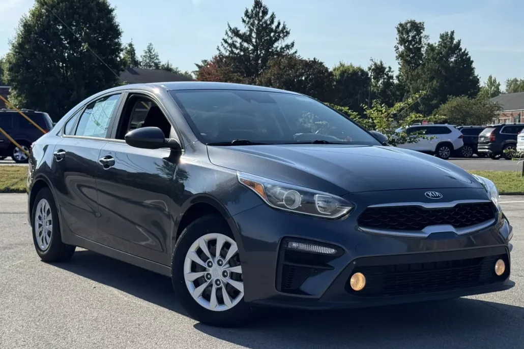 2019 Kia Forte FE photo 1