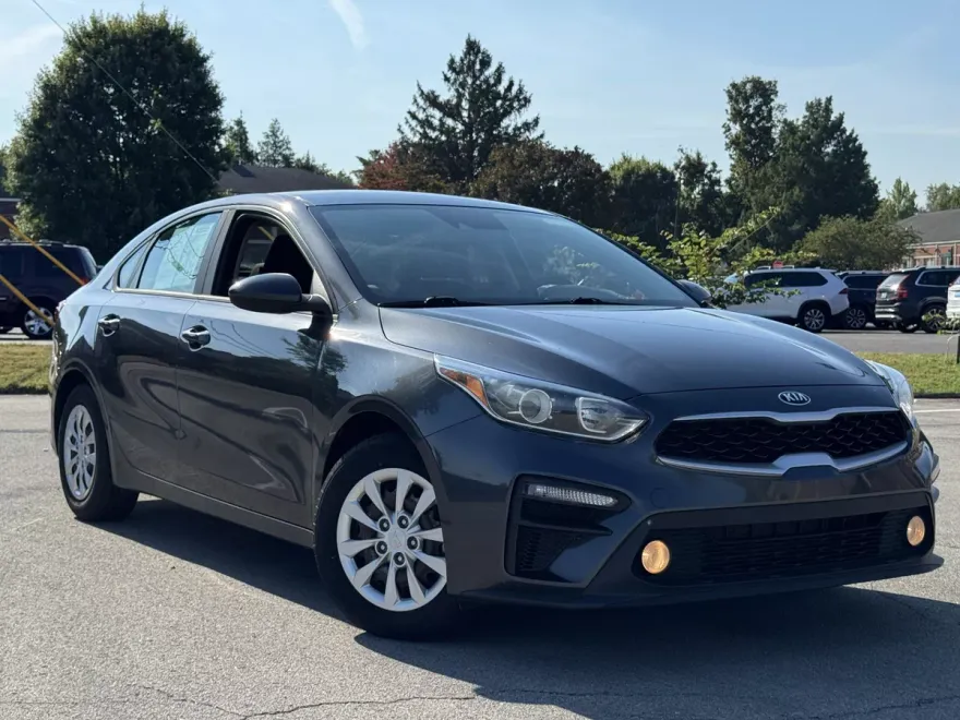 2019 Kia Forte FE photo 1
