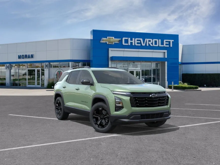 2026 Chevrolet Equinox LT photo 1