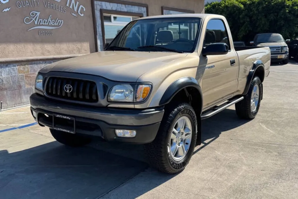 2002 Toyota Tacoma photo 1
