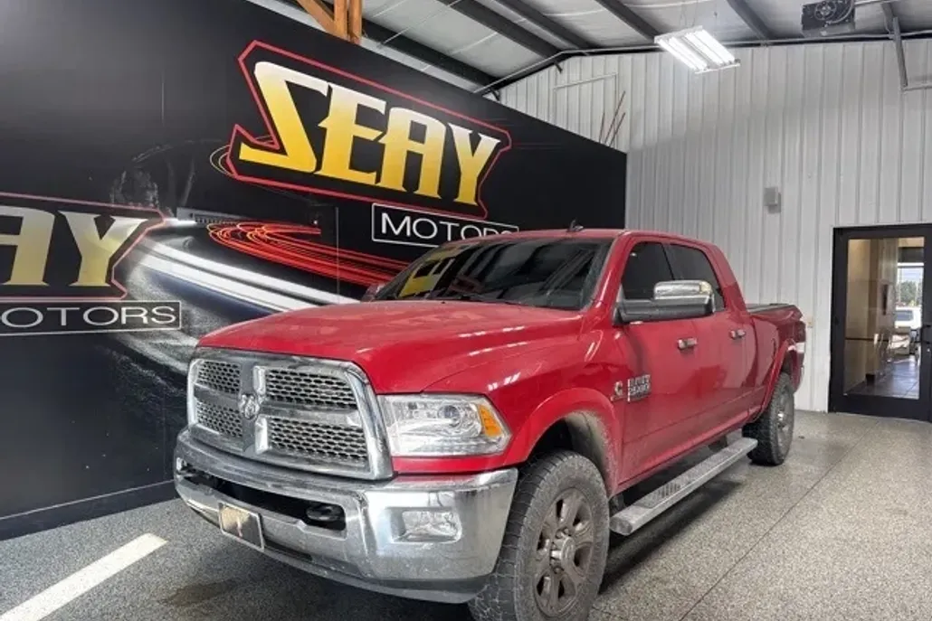 2015 Ram 2500 Laramie photo 1