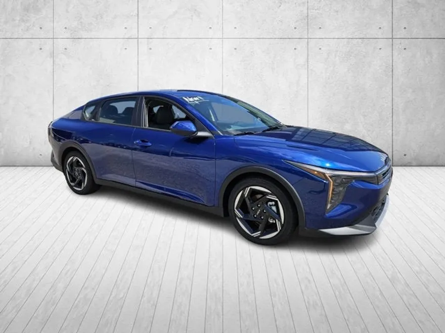 2025 Kia K4 EX photo 1