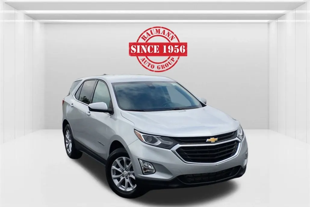 2020 Chevrolet Equinox LT photo 1
