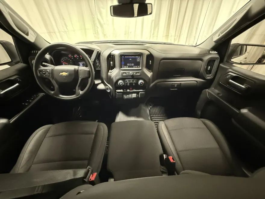 2022 Chevrolet Silverado 1500 Custom photo 1