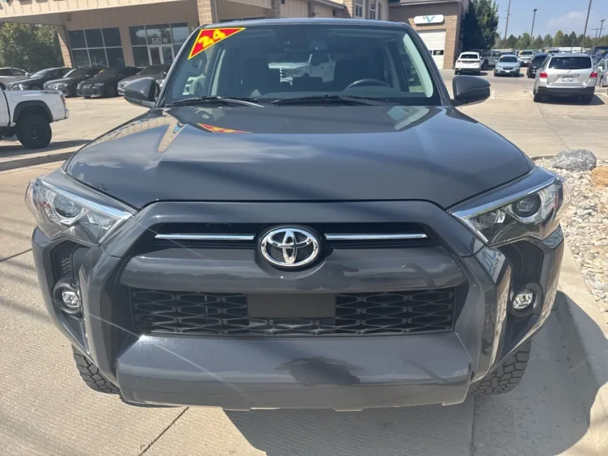 2024 Toyota 4Runner SR5 photo 1