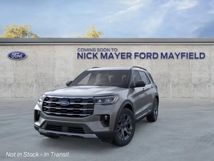 2025 Ford Explorer photo 1