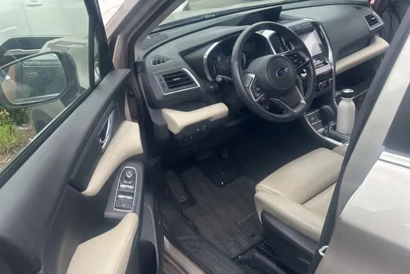 2019 Subaru Ascent Limited photo 1