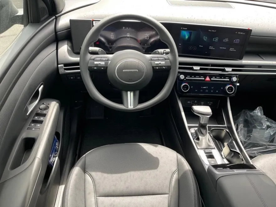 2025 Hyundai Santa Cruz SEL photo 1