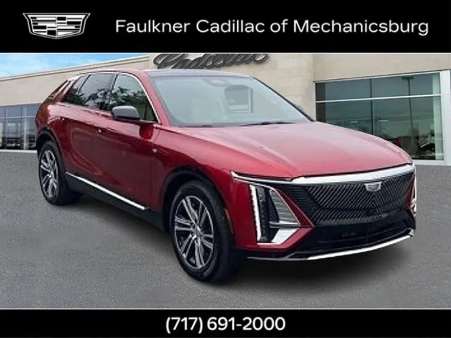2024 Cadillac Lyriq Luxury photo 1
