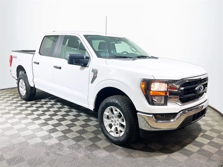 2023 Ford F-150 XLT photo 1