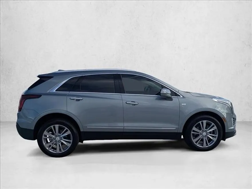 2024 Cadillac XT5 Premium Luxury photo 1