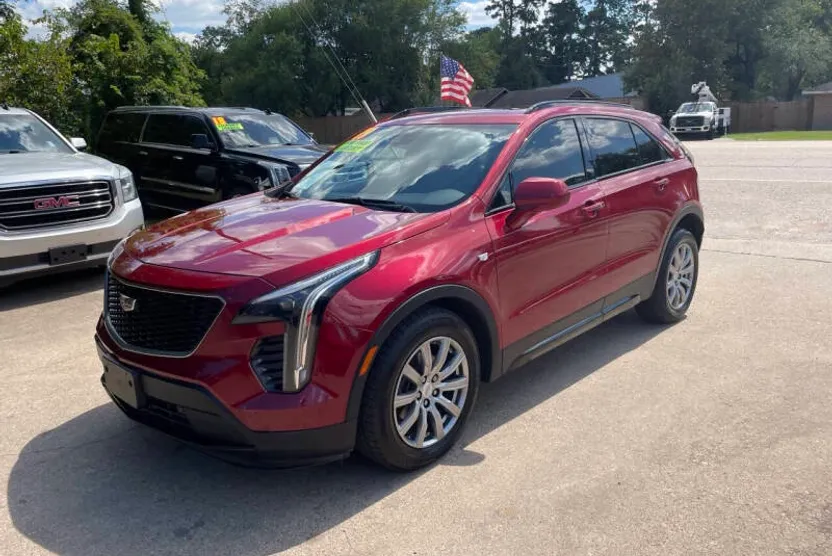2019 Cadillac XT4 Sport photo 1
