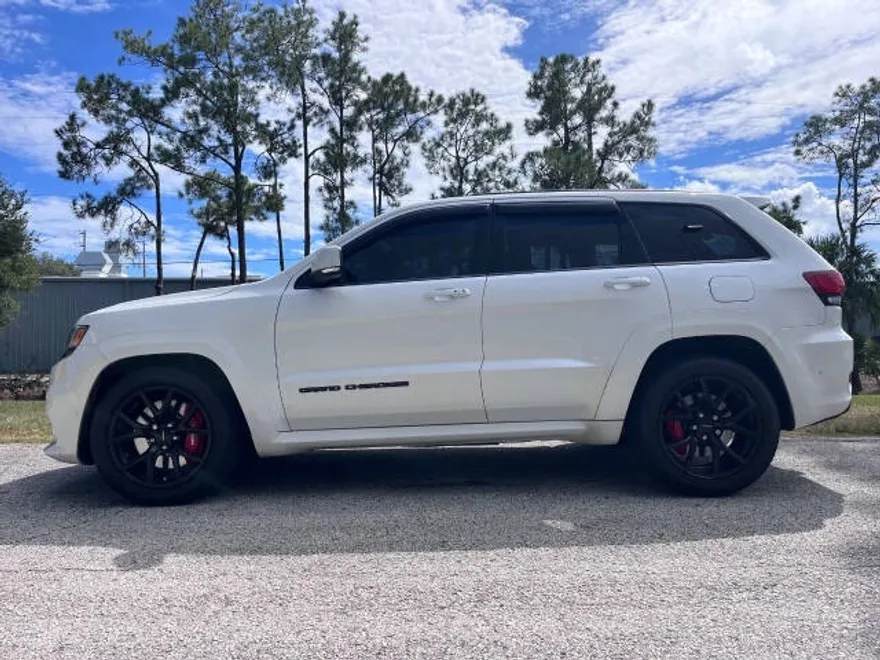 2018 Jeep Grand Cherokee SRT8 photo 1